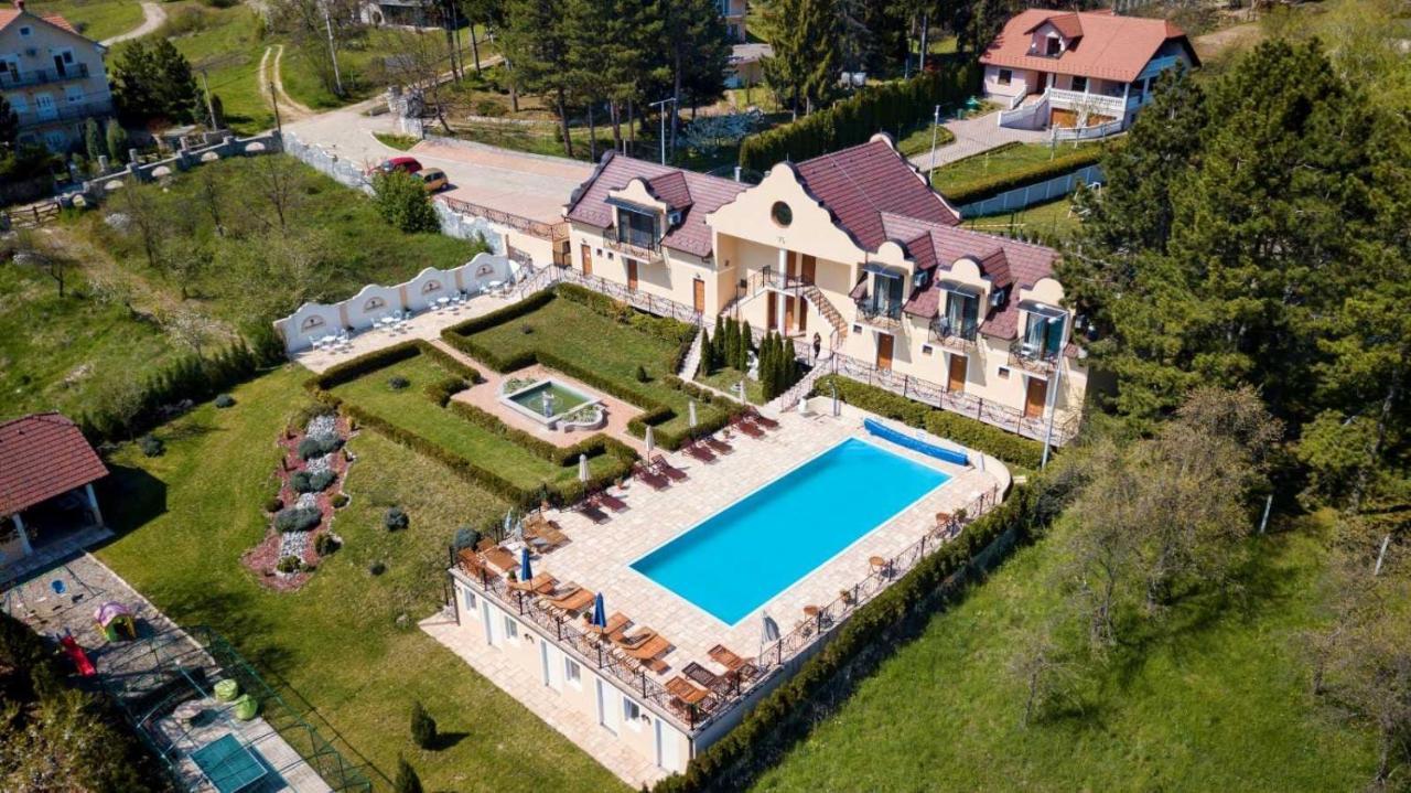 Suncani Breg Apartments Vrdnik Exterior photo