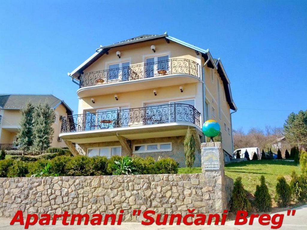 Suncani Breg Apartments Vrdnik Exterior photo