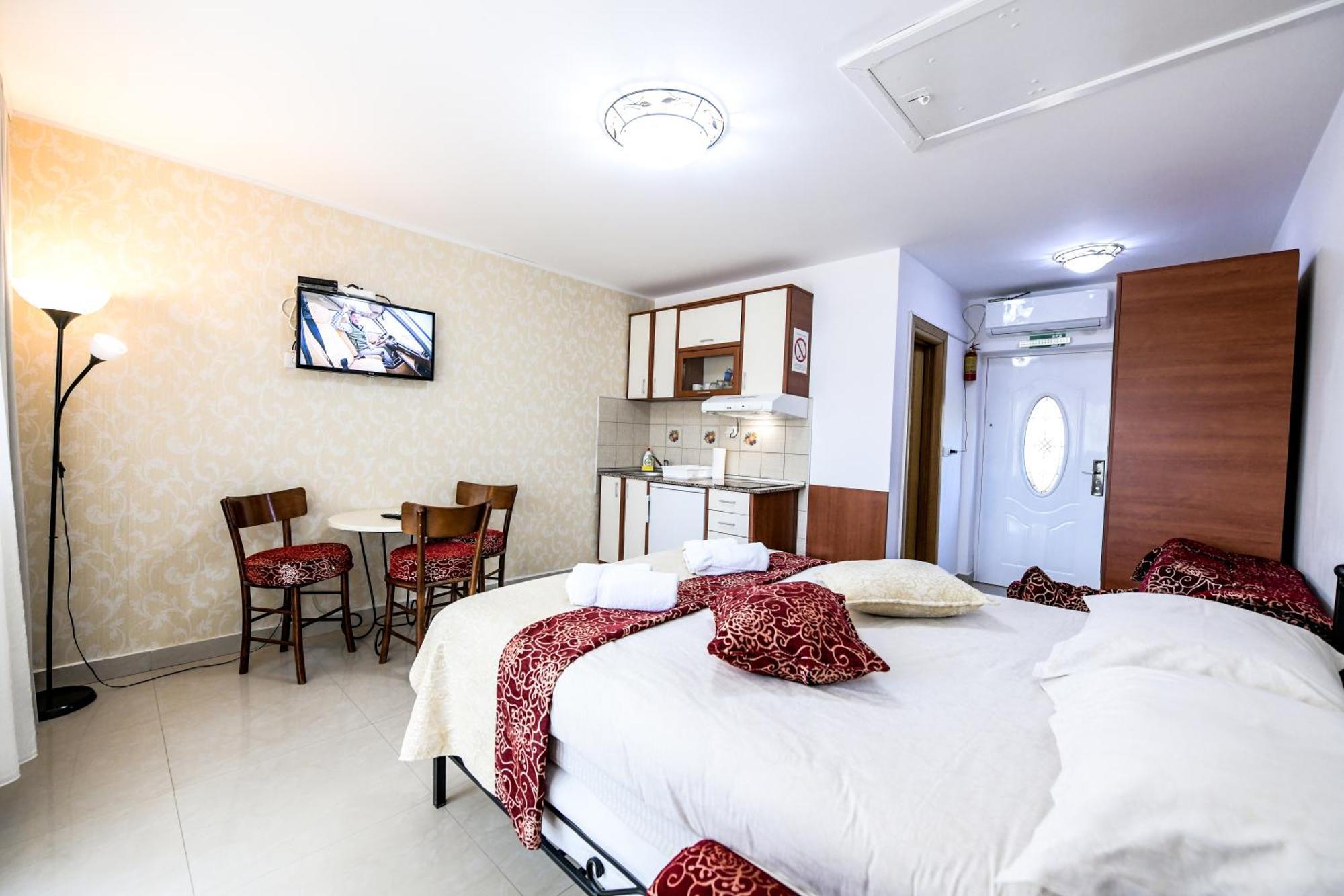 Suncani Breg Apartments Vrdnik Room photo