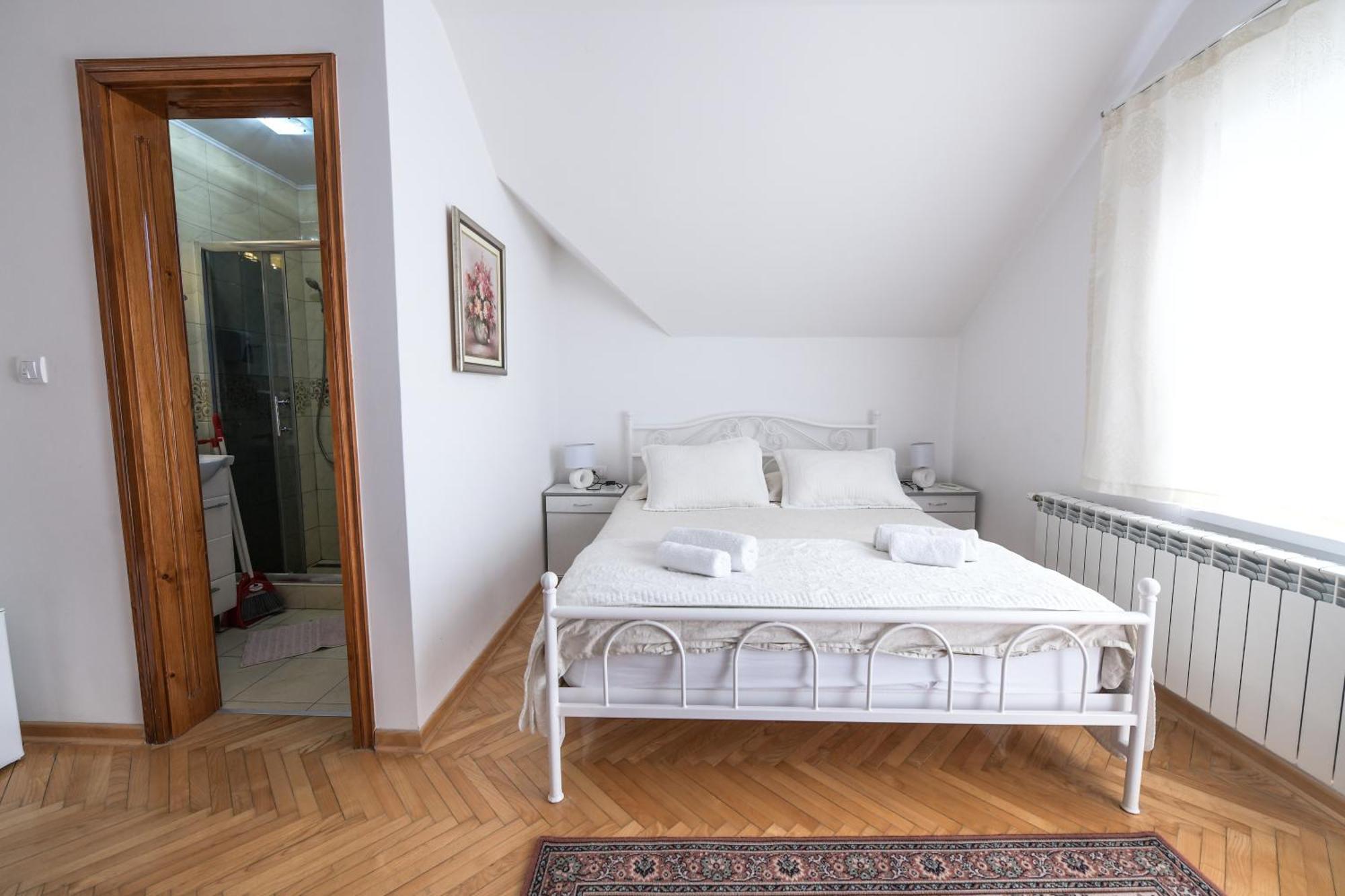 Suncani Breg Apartments Vrdnik Room photo